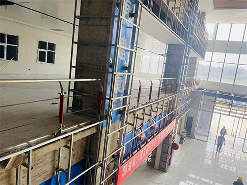 長沙正云金屬制品有限公司,長沙自動創(chuàng)新型鋅鋼護欄生產